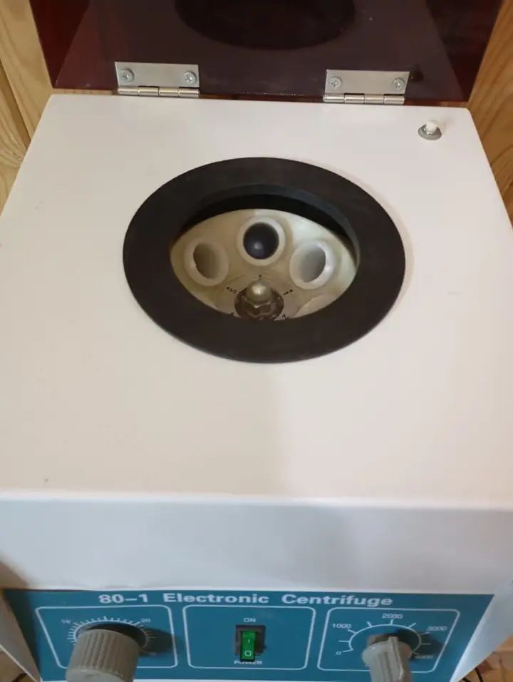 جهاز كيمياء وسنتر وميكروسكوب - صورة 5